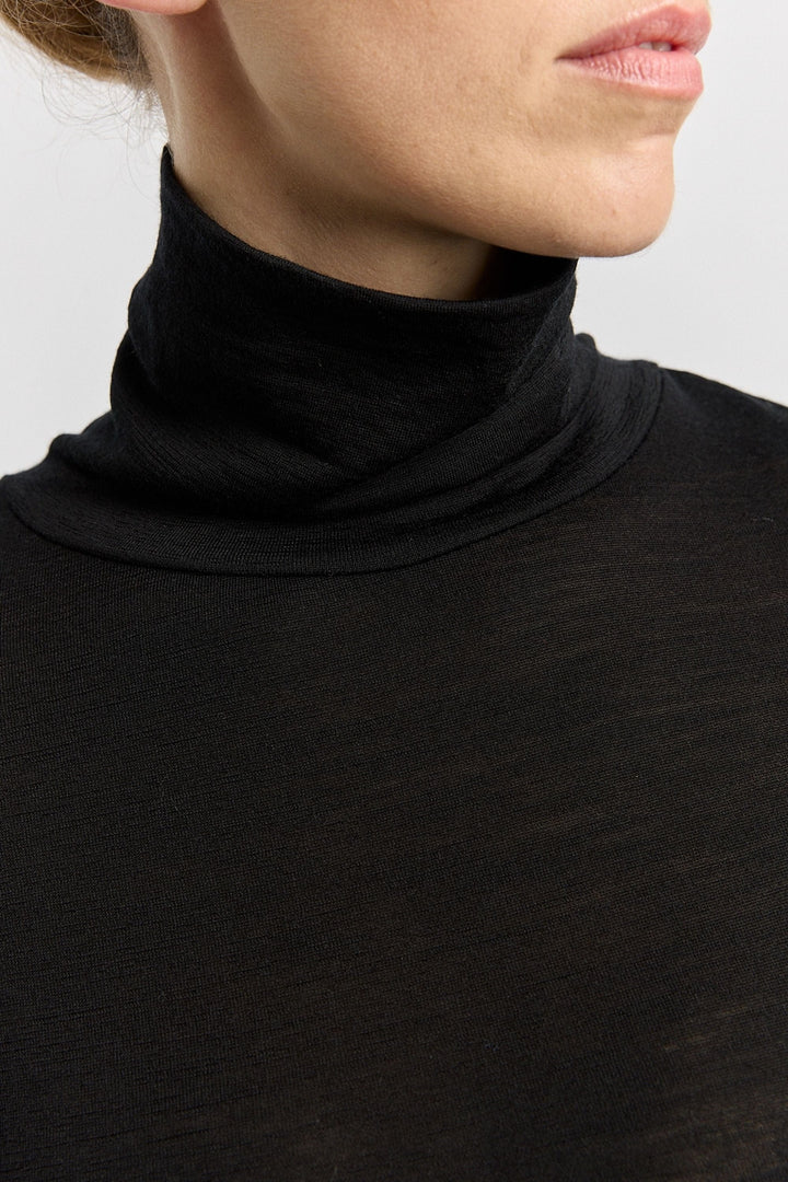 TOORALLIE TOP TURTLENECK MERINO TEE - 612