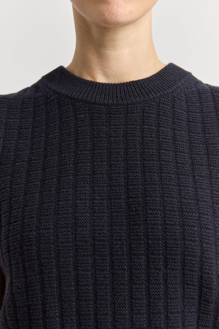 TOORALLIE VEST GRID KNIT VEST - 5124