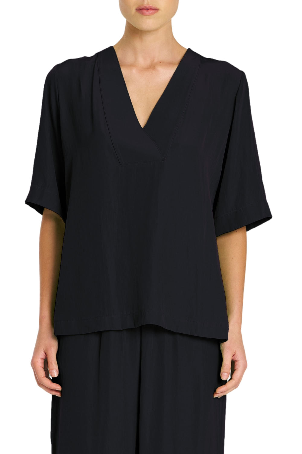 VENT PLAZA - F678667 BLACK / 8 TOP