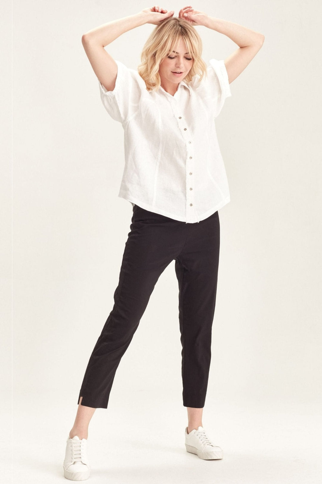VERGE 7/8 PANT 8 / BLACK ACROBAT DESIREE PANT - 6061LW