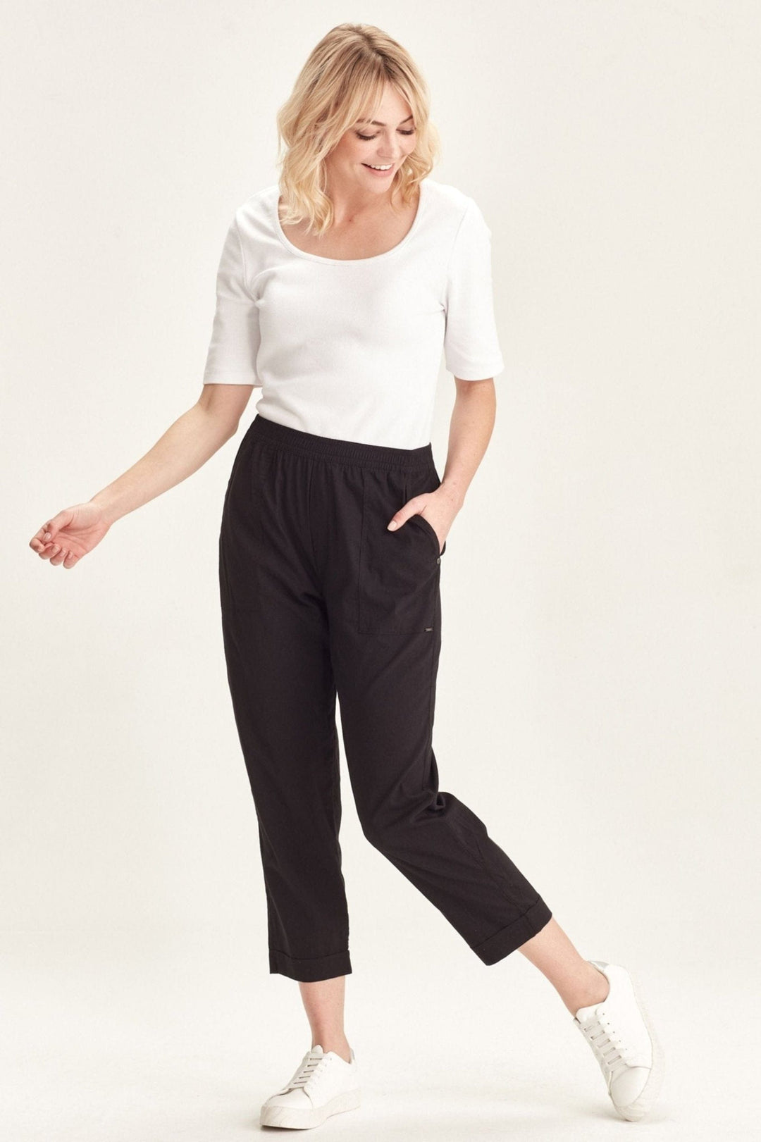 VERGE 7/8 PANT 8 / BLACK ACROBAT ESSEX PANT - 5621LW