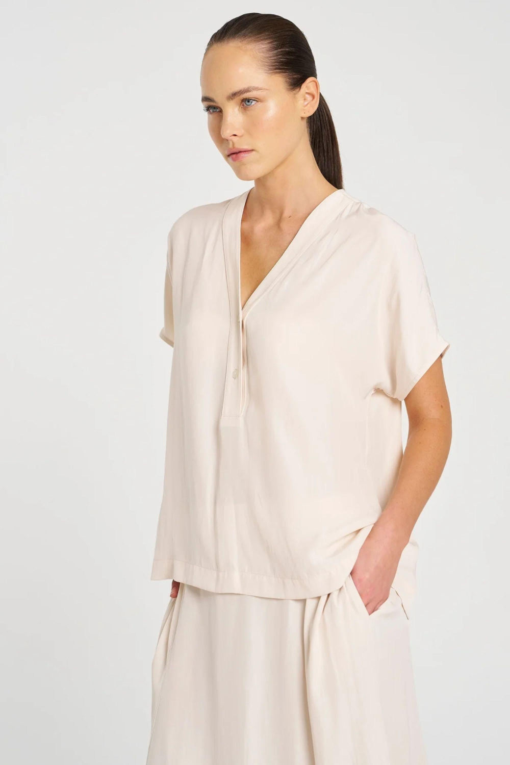 WEDGE TAB SHELL TOP - F678804 8 / MERINGUE TOP