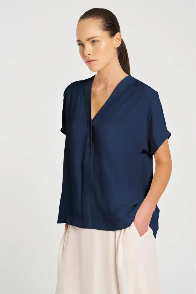 WEDGE TAB SHELL TOP - F678804 8 / NAVY TOP