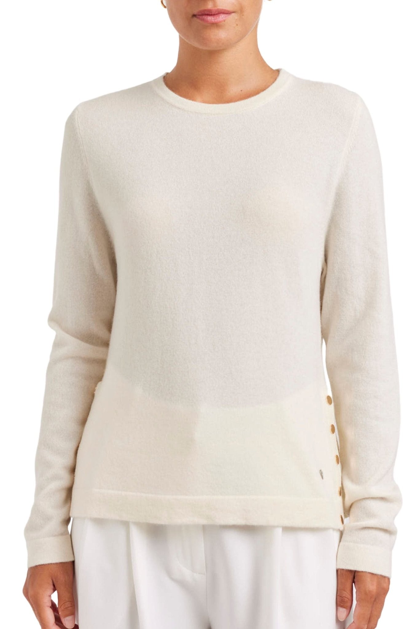 ALESSANDRA-WHAT-A-STUD-SWEATER-W23-1.010